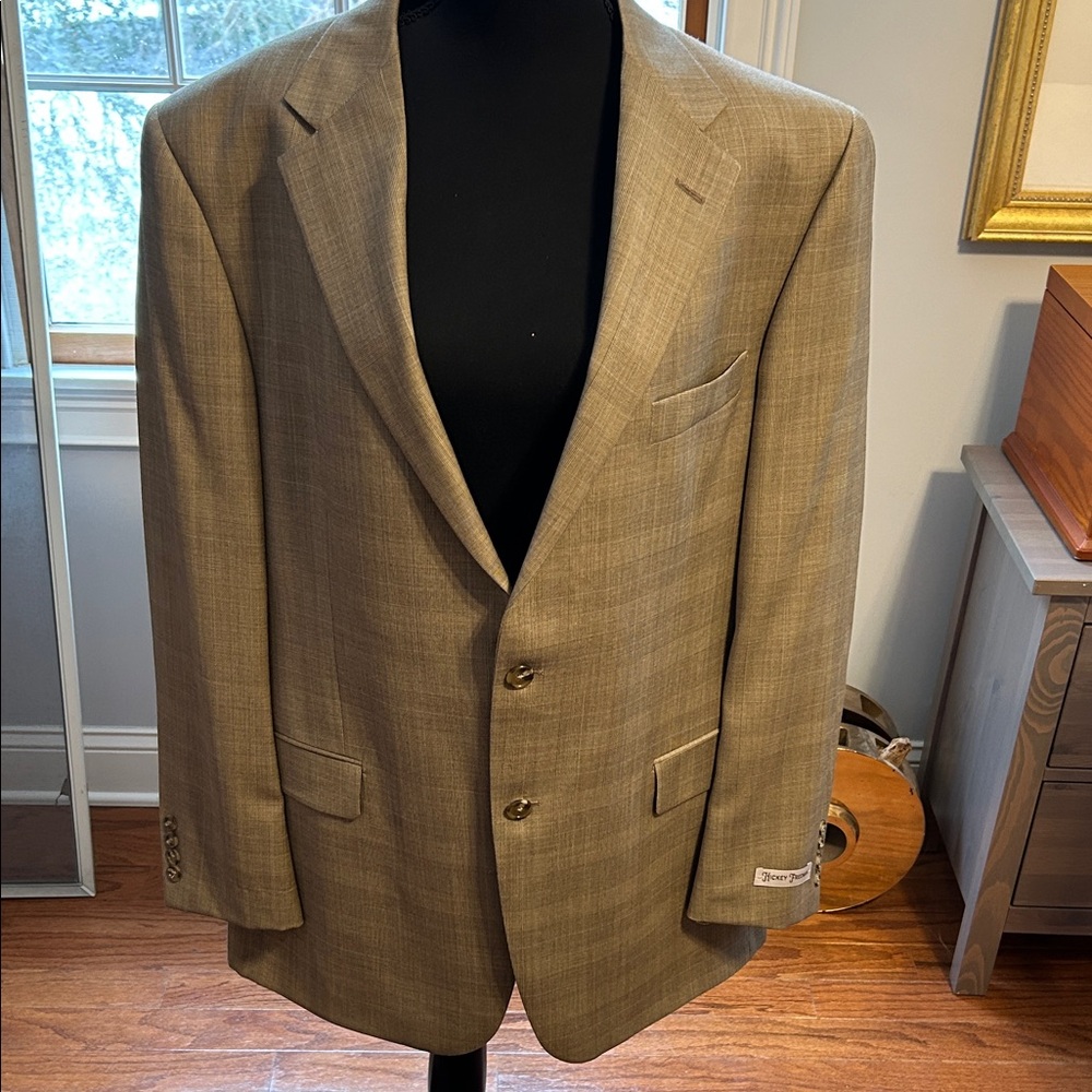 Hickey Freeman Worsted Wool Suit